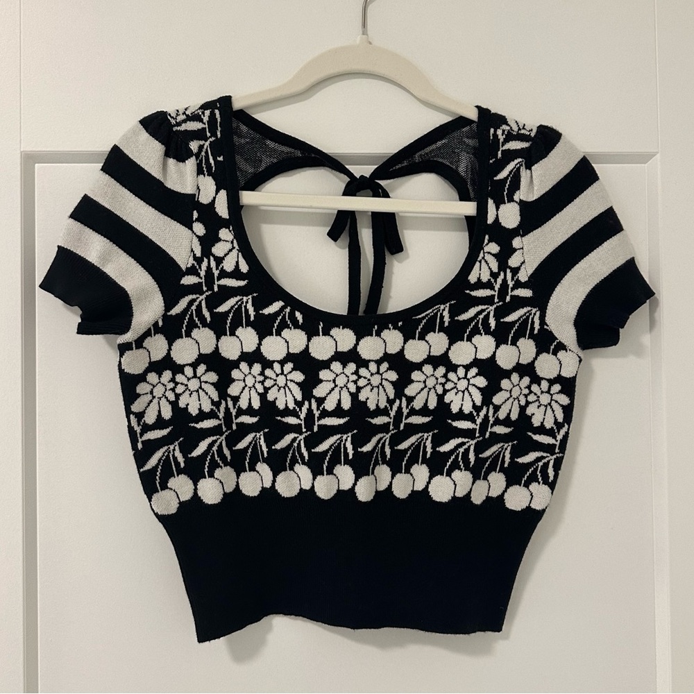 Maeve Trixie Cherry Crop Sweater